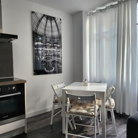 Apartamento L'Horloge Dinan Exterior foto